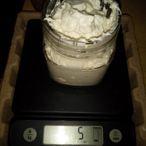 Homemade Shea Butter from Ghana (hand whipped by my own hands with love) - Picture 5 of 7